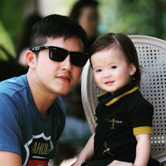 ว้าว  !! "บอย"  พี่ชาย "บี มาติกา"  ยิ่งแก่ ยิ่งแซ่บ !!