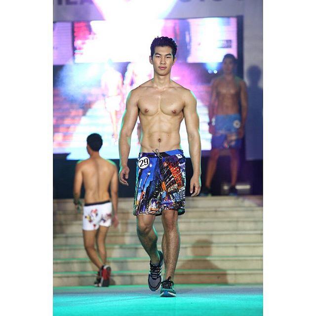 พี-กฤตนัย นายแบบผมทองสุดแซ่บจาก The Face Thailand SS2