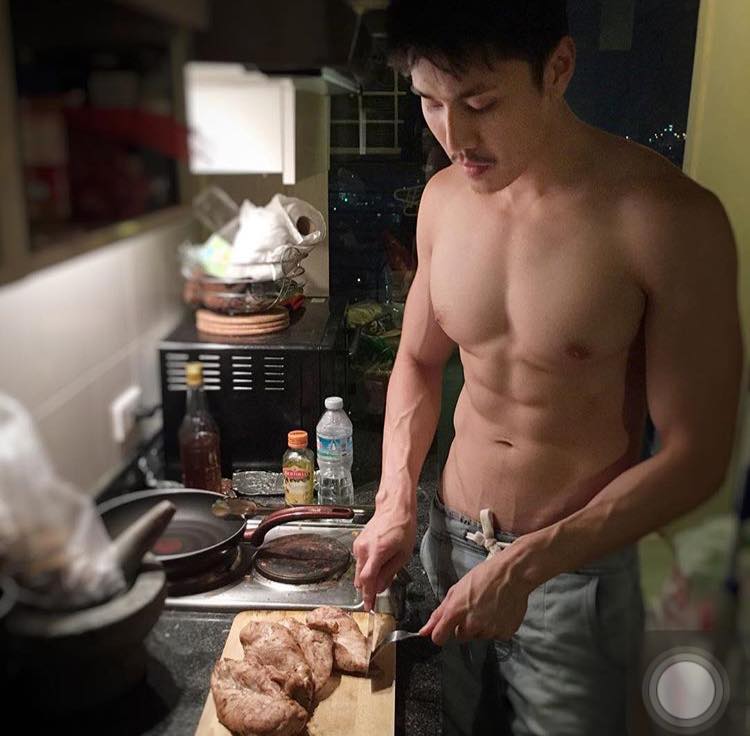 กล้าม นม หน้าอก หน้าท้อง ไรขน ตรองมากก