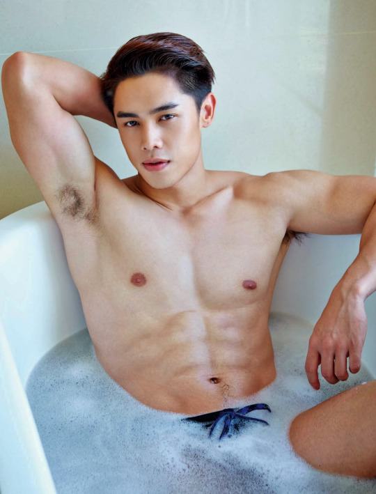 กล้าม นม หน้าอก หน้าท้อง ไรขน ตรองมากก