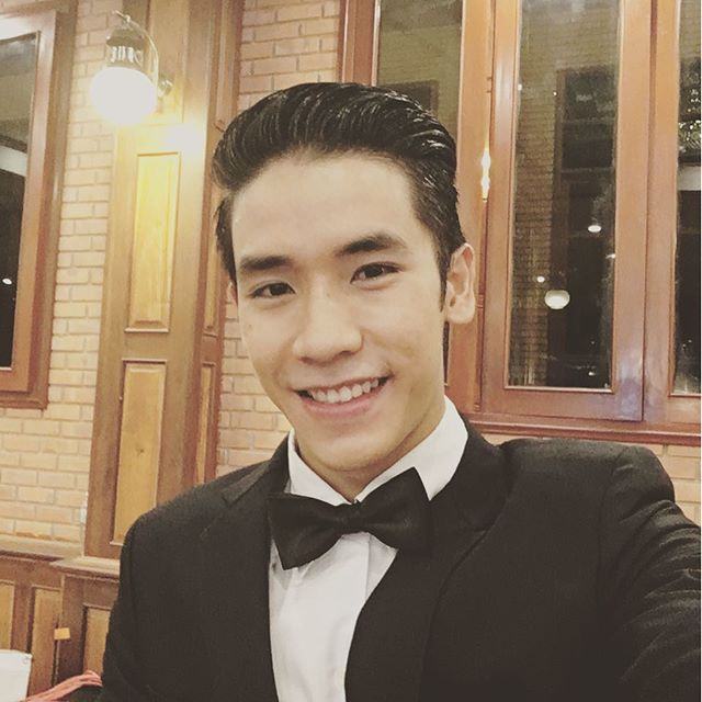 หนุ่มคิว