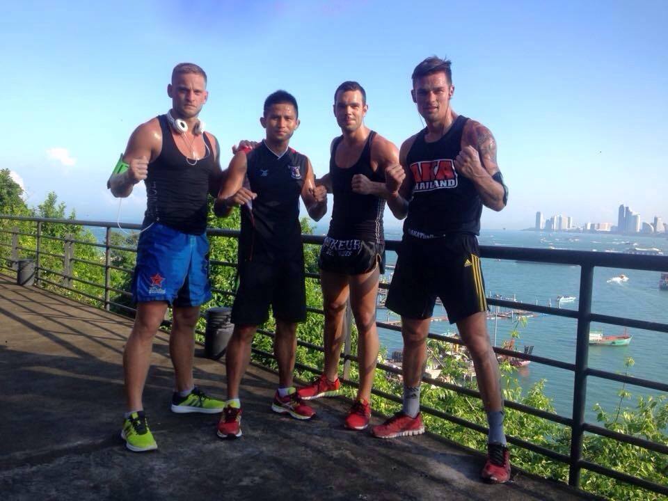 แก้ว วีระศักดิ์ เล็กยิม ฟิตซ้อมชิงแชมป์ K-1 World GP in JAPAN 2015 The Championship