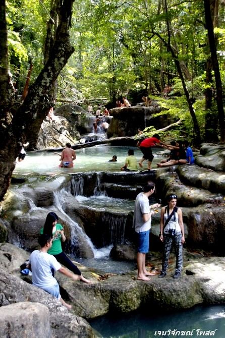 เที่ยวอุทยานแห่งชาติ น้ำตกเอราวัณ