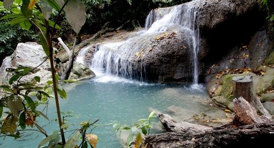 เที่ยวอุทยานแห่งชาติ น้ำตกเอราวัณ