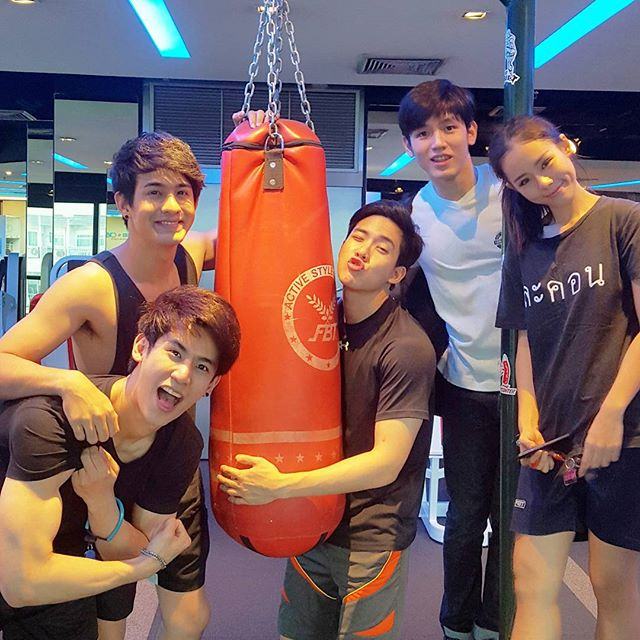 ♥ นักแสดงหนุ่มตี๋หล่อเข้ม ขี้เล่น "อู๋จุน" กร คุณาธิปอภิสิริ แซ่บเวอร์จริงๆ คนนี้