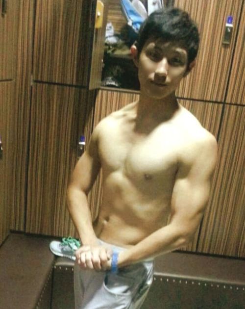 ถอดขนาดนี้ ไม่เลียได้ไง02