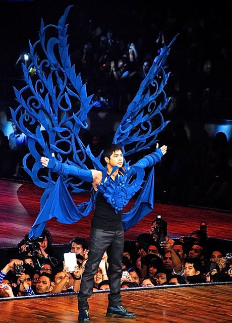 โคโค่ มาร์ติน &hearts; พระเอกปินส์หล่อแซ่บ ที่ดังมาจากหนังเกย์