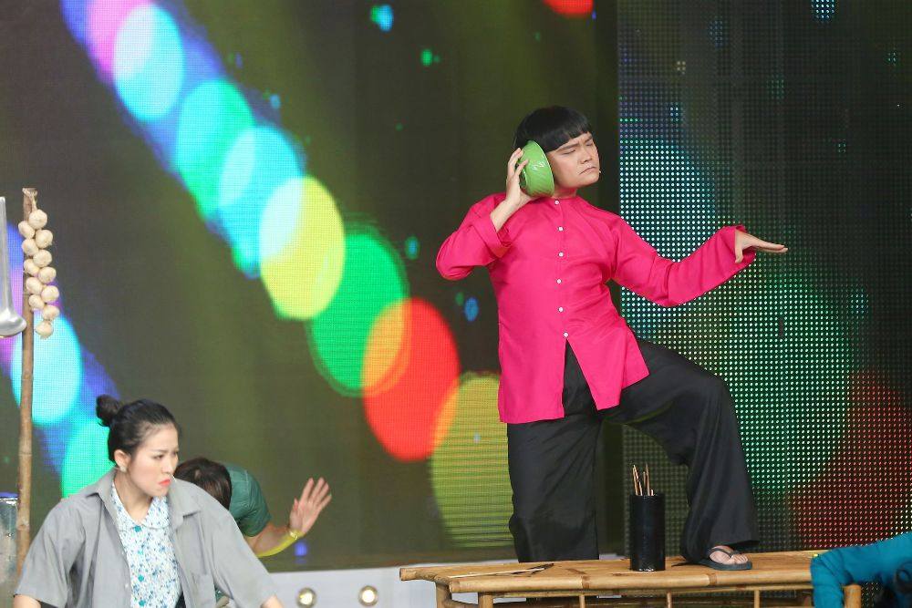 Koolcheng Trịnh T&uacute; Trung - Reality show "Cười Xuy&ecirc;n Việt" 2nd show
