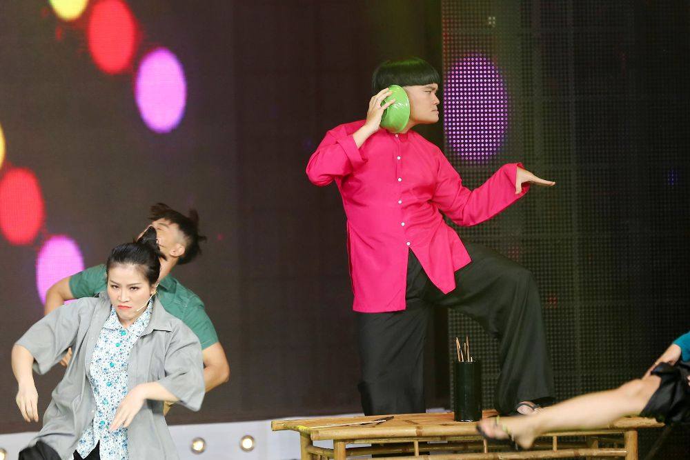 Koolcheng Trịnh T&uacute; Trung - Reality show "Cười Xuy&ecirc;n Việt" 2nd show