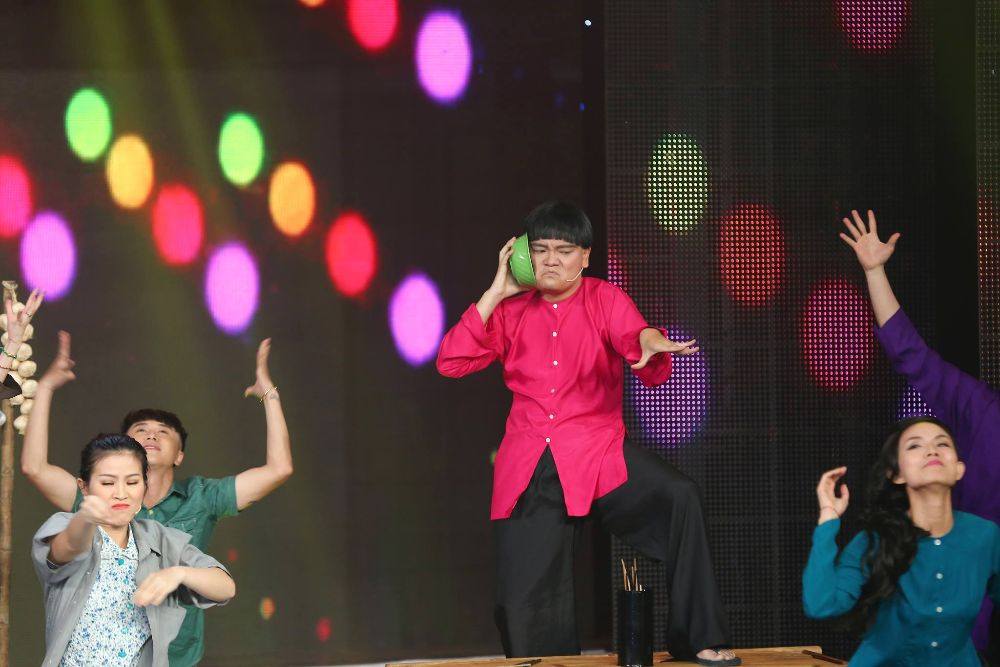 Koolcheng Trịnh T&uacute; Trung - Reality show "Cười Xuy&ecirc;n Việt" 2nd show