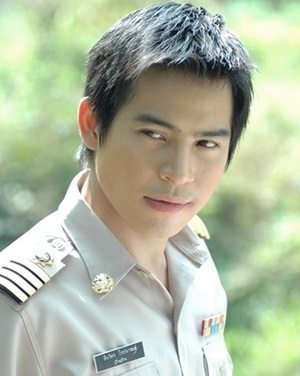 ปอ ทฤษฎี สหวงษ์  รับบทปลัดคนใหม่ในละคร ดาวเรือง