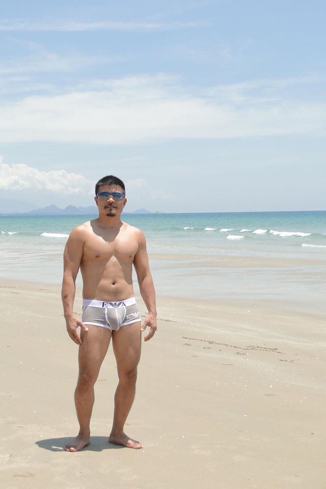 หมีๆ..