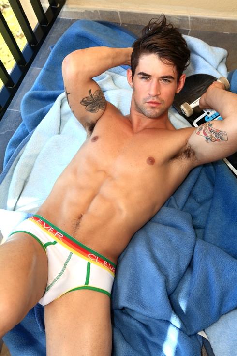 หนุ่มอินเตอร์แซ่บเวอร์ Benjamin Godfre