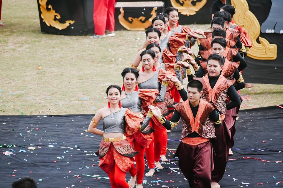 ผู้นำเชียร์ สำนักวิชา วิทยาศาสตร์สุขภาพ มรชร