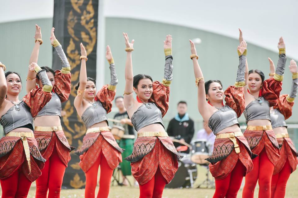ผู้นำเชียร์ สำนักวิชา วิทยาศาสตร์สุขภาพ มรชร