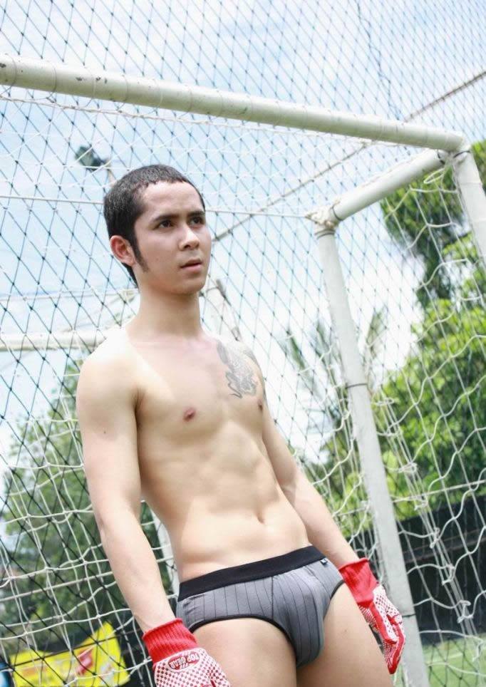 เตะบอลกันเถอะ>>>