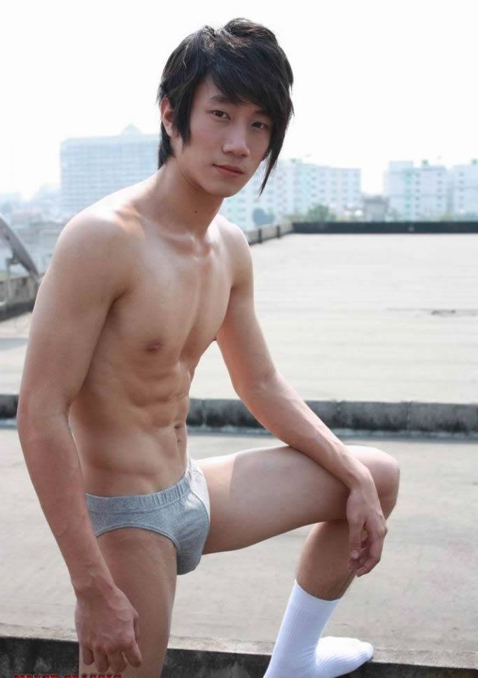 นายเกิน หนุ่มตี๋มาดเซอร์ไซส์อลัง