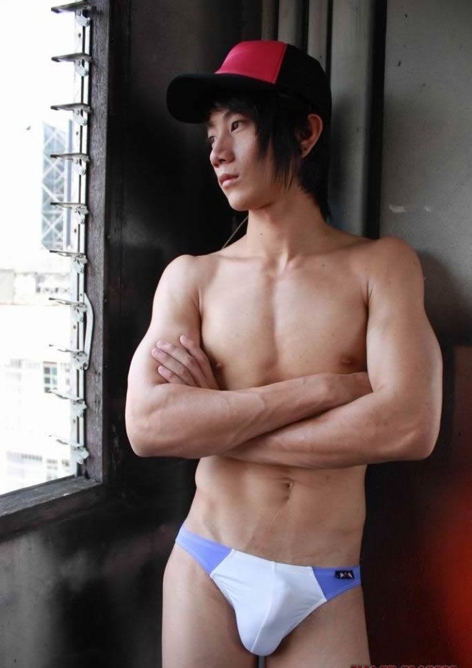 นายเกิน หนุ่มตี๋มาดเซอร์ไซส์อลัง