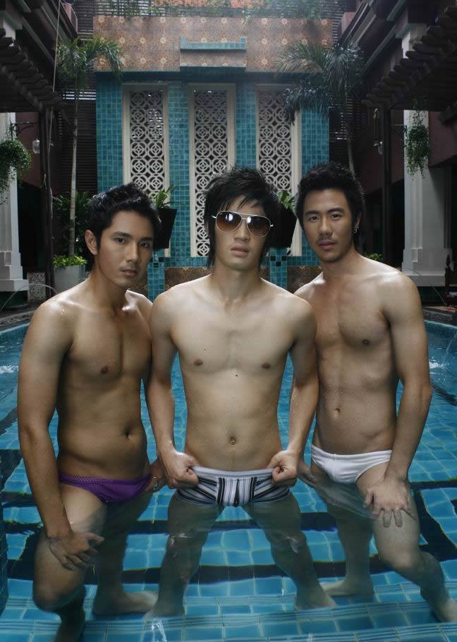 3หนุ่ม 3มุม