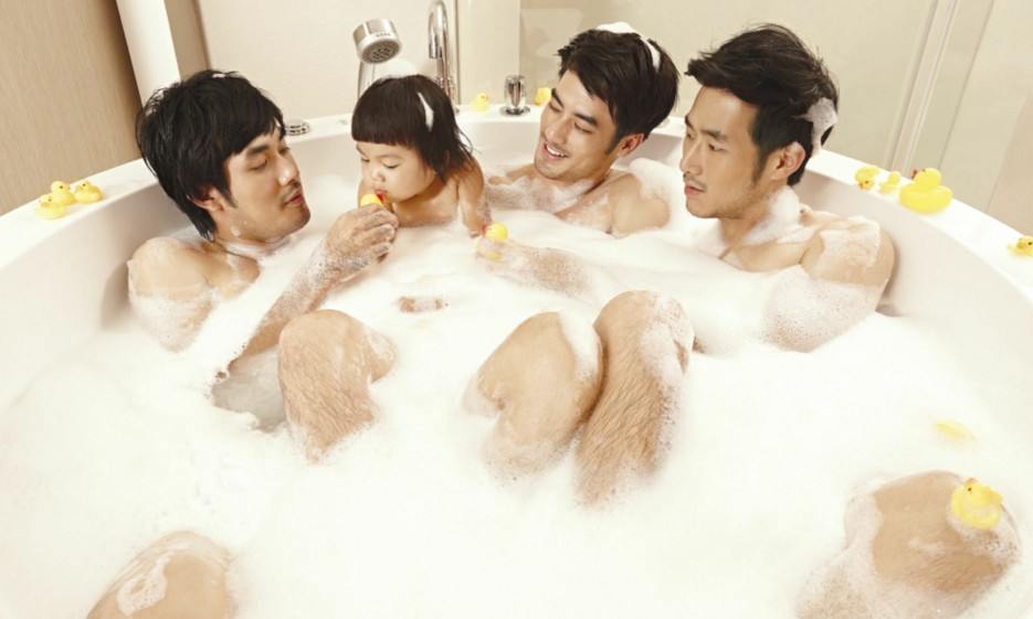 หล่อ 3 หนุ่ม 3 มุม