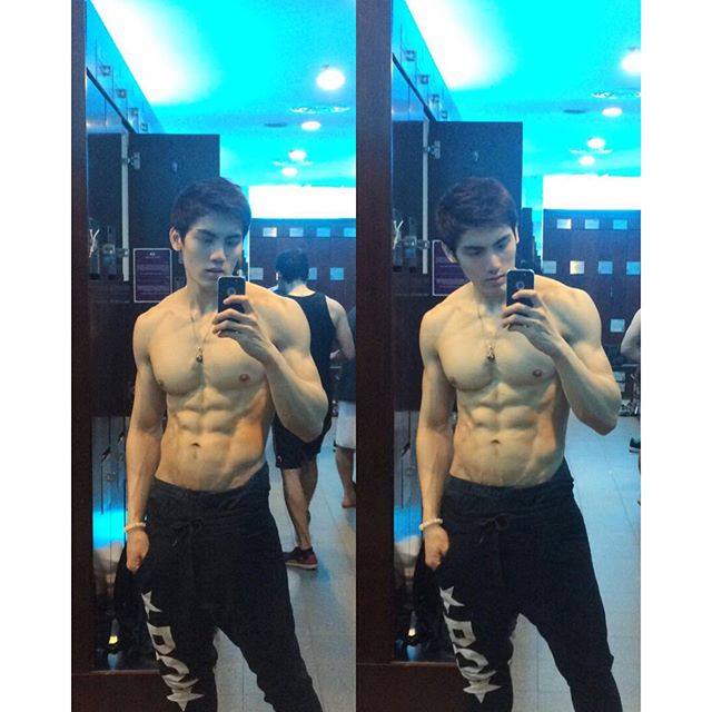 เลียแล้วเลียอีก