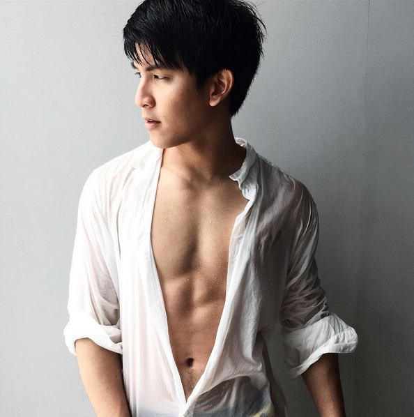 &ldquo;เก่ง Waterboyy&rdquo; หนุ่มตี๋หล่อล่ำ แซ่บไม่เบาเลยย