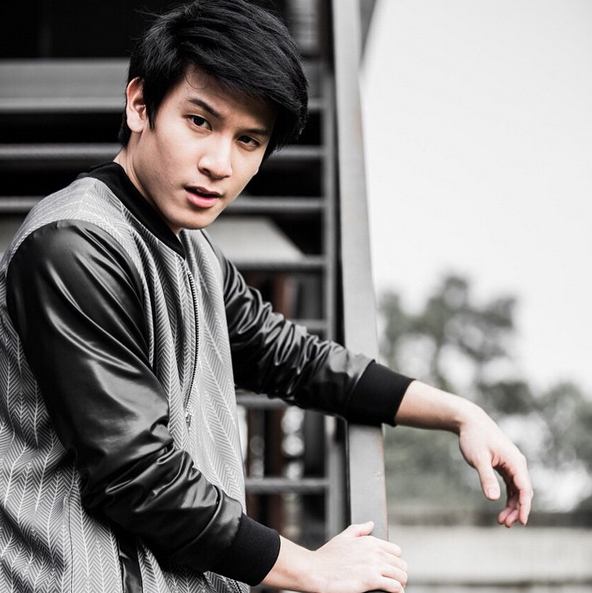 &ldquo;เก่ง Waterboyy&rdquo; หนุ่มตี๋หล่อล่ำ แซ่บไม่เบาเลยย