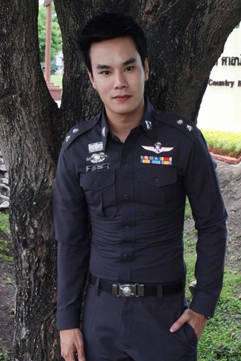 5 ตำรวจหน้าหยก หล่อทะลุเครื่องแบบ ขวัญใจสาวๆ ในสยามประเทศ
