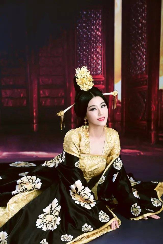 สาวจีนถ่ายแบบ เซ็กซี่ part 182
