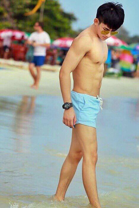 ล่ำแน่นแฟนใคร เลียๆ