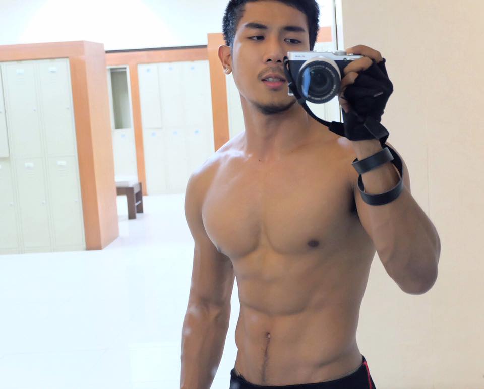 ล่ำแน่นแฟนใคร เลียๆ