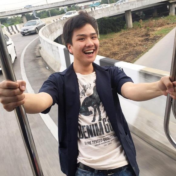 โตเป็นหนุ่มแล้ว !! "น้องทรัมเป็ต" อดีตดาราเด็กชื่อดัง ! หล่อมาก บอกเลย !!