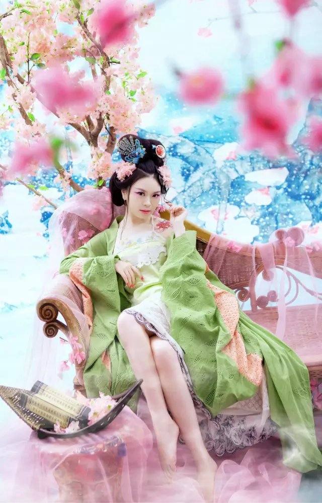 สาวจีนถ่ายแบบ เซ็กซี่ part 184