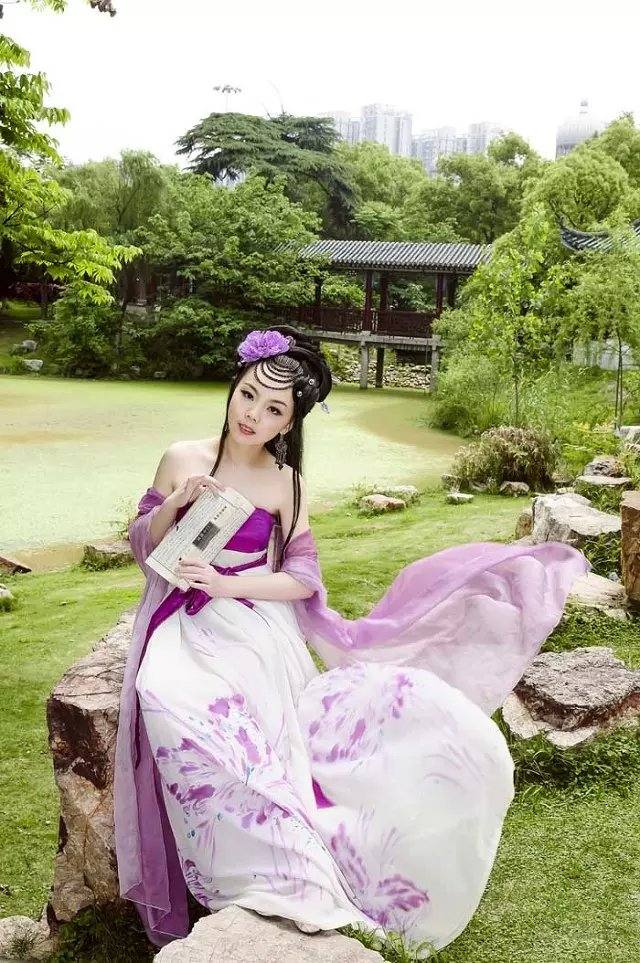 สาวจีนถ่ายแบบ เซ็กซี่ part 184
