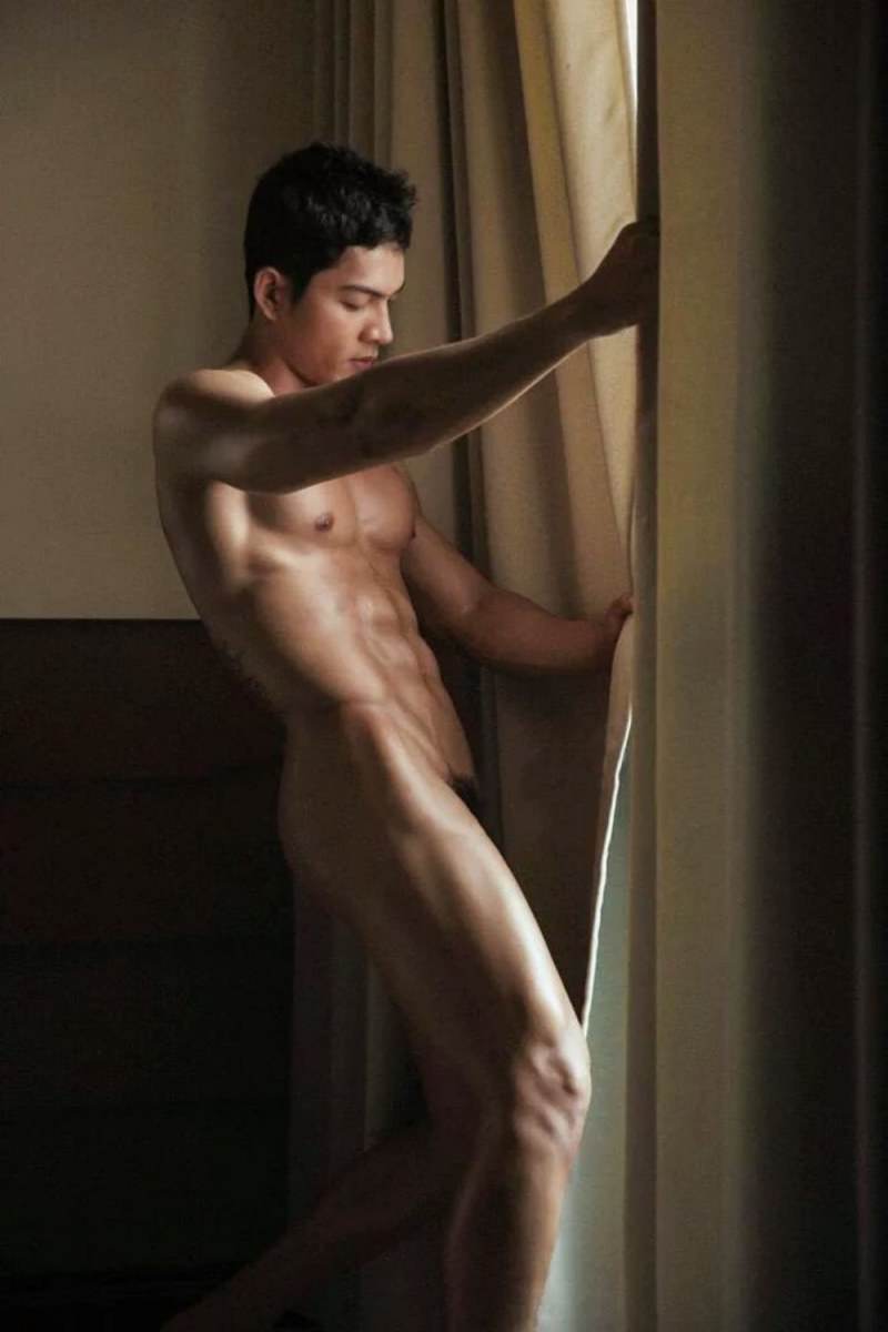 ถอดโชว์เรือนร่าง 953