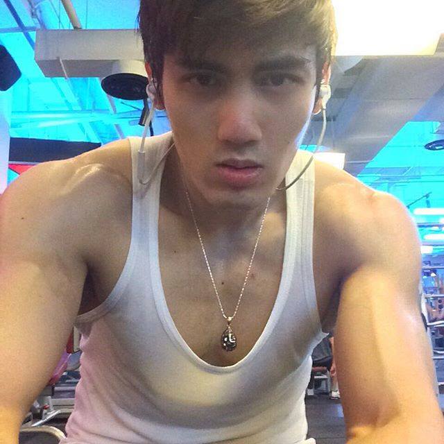 อวดแบบนี้ เลียซิแจ๊ะ