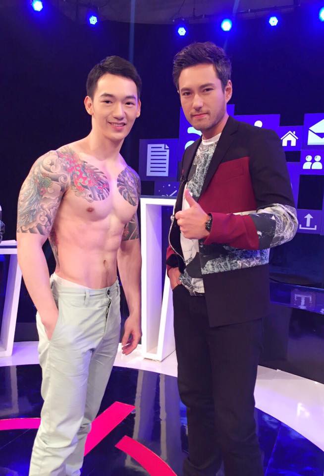 อวดแบบนี้ เลียซิแจ๊ะ