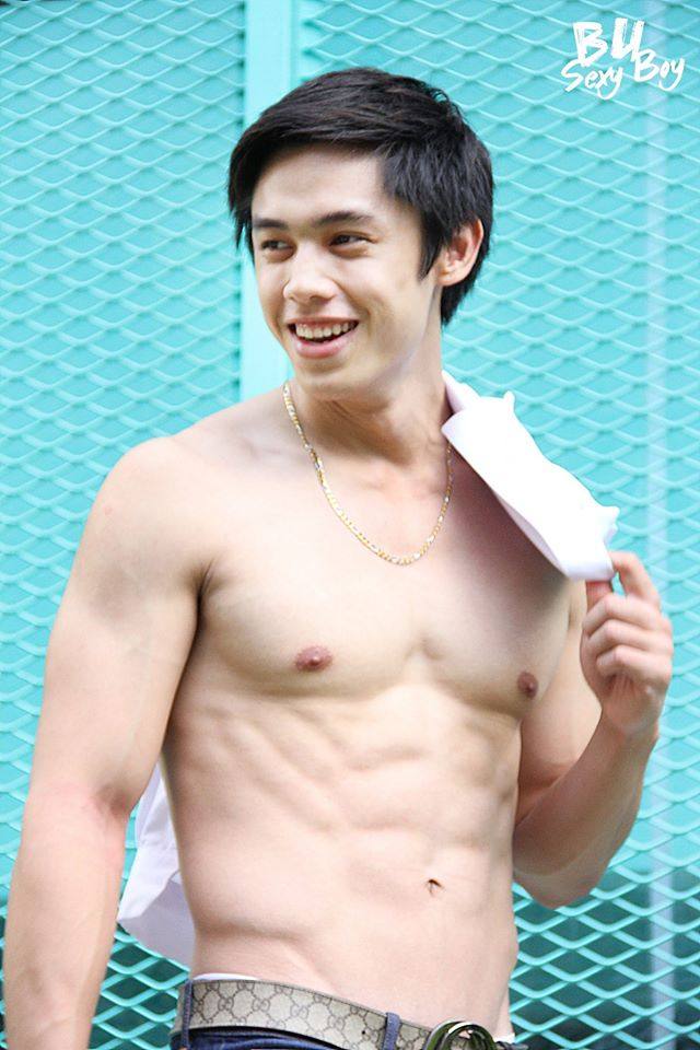 อวดแบบนี้ เลียซิแจ๊ะ