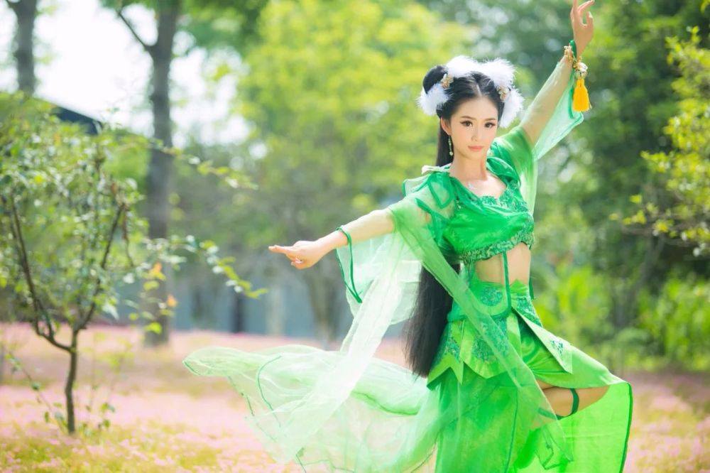 สาวจีนถ่ายแบบ เซ็กซี่ part 185