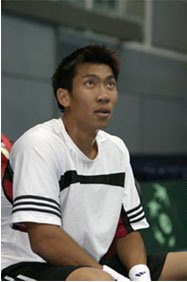 "ซุปเปอร์บอล"ภราดร ศรีชาพันธุ์ (ภาพเก่าย้อนไปเมื่อ 10 กว่าปีที่แล้ว)