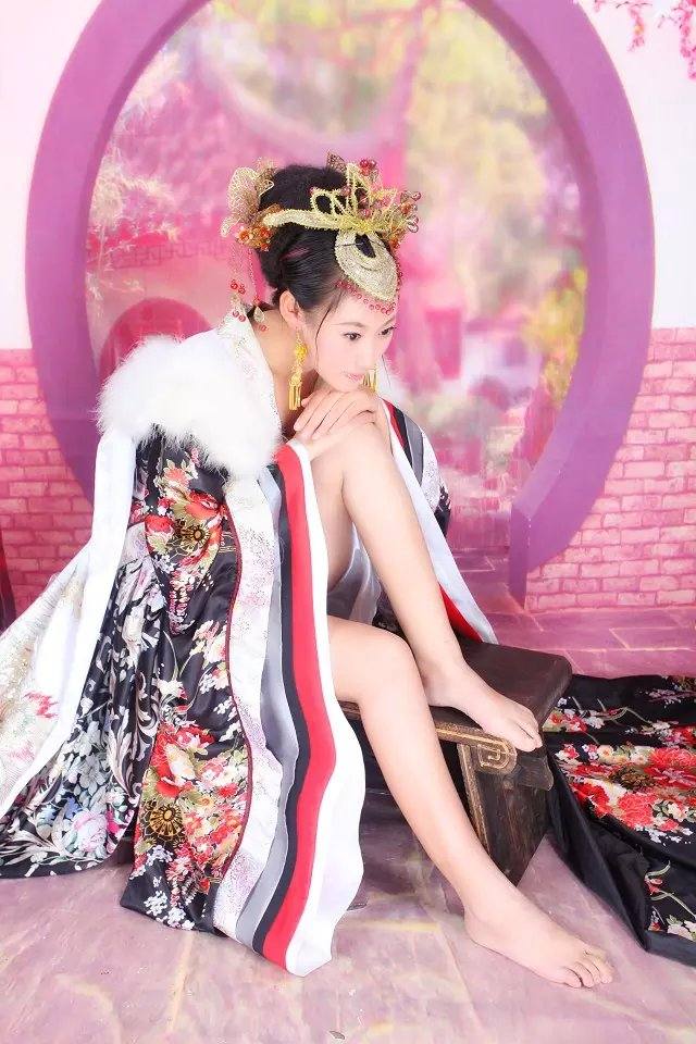 สาวจีนถ่ายแบบ เซ็กซี่ part 188