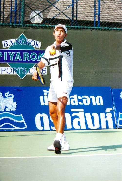 บอล ภราดร ศรีชาพันธุ์ นักเทนนิส ที่ดีที่สุดในประวัติศาสตร์ของชาติไทย