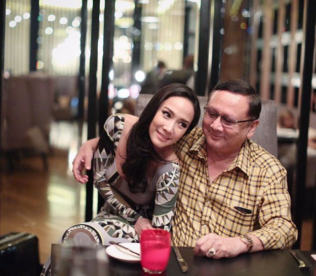 อั้ม พัชราภา สวย เจิด จรัส @Dinner in Father's Day