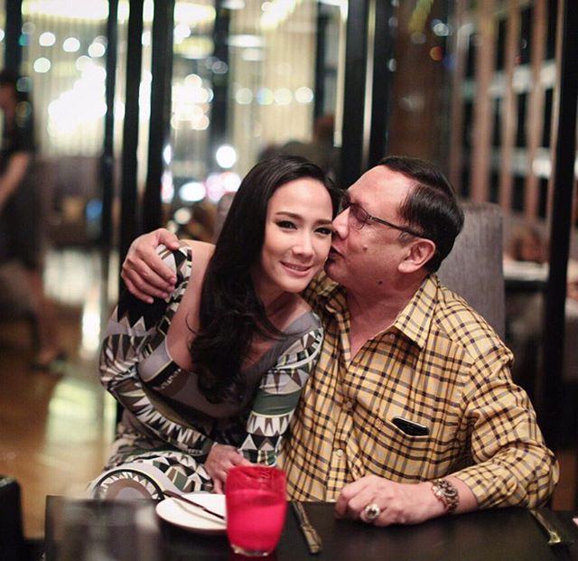 อั้ม พัชราภา สวย เจิด จรัส @Dinner in Father's Day