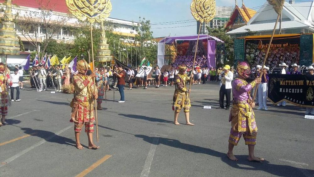 สุดอลังการ!!พาเหรดโรงเรียนชายล้วนชื่อดังย่านเอกมัย!!เท่ๆทั้งนั้น
