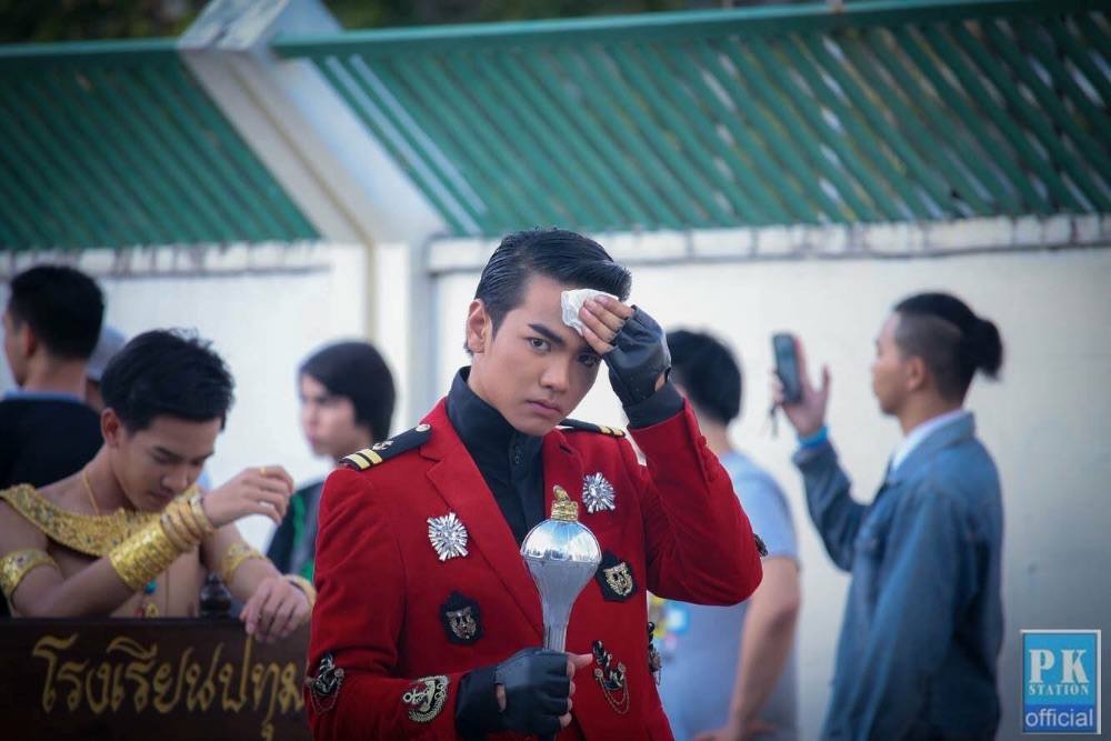 สุดอลังการ!!พาเหรดโรงเรียนชายล้วนชื่อดังย่านเอกมัย!!เท่ๆทั้งนั้น