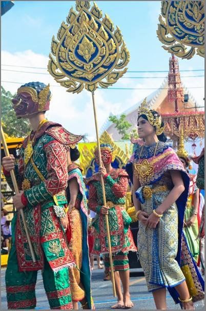สุดอลังการ!!พาเหรดโรงเรียนชายล้วนชื่อดังย่านเอกมัย!!เท่ๆทั้งนั้น