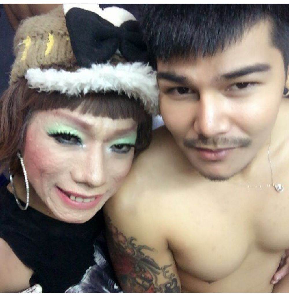 "ไข่มุก ซุปตาร์ (หน้าผี)" นางโชว์คิวทอง..ชีวิตนางดี๊ดี!!