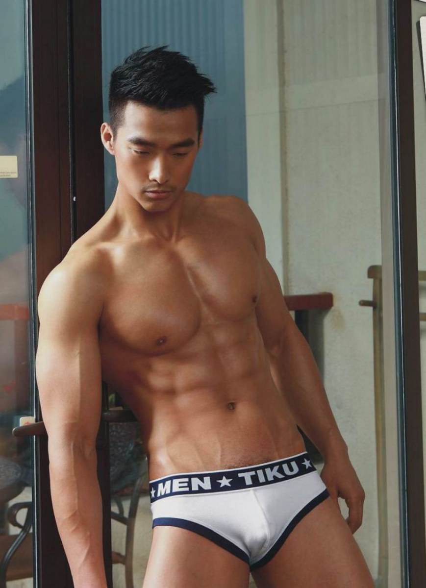 Hot guy in underwear 69