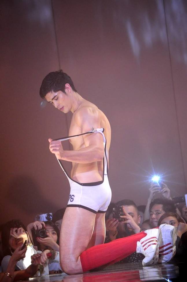 Hot guy in underwear 70